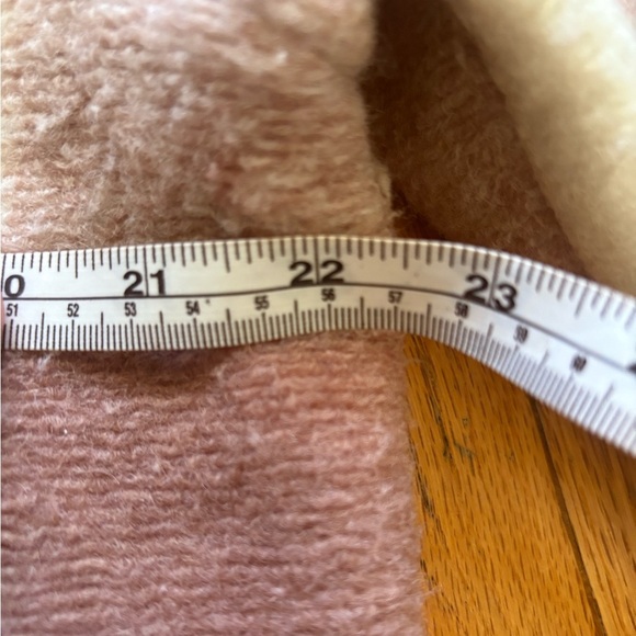 Roots Wool Shacket - Picture 9 of 10